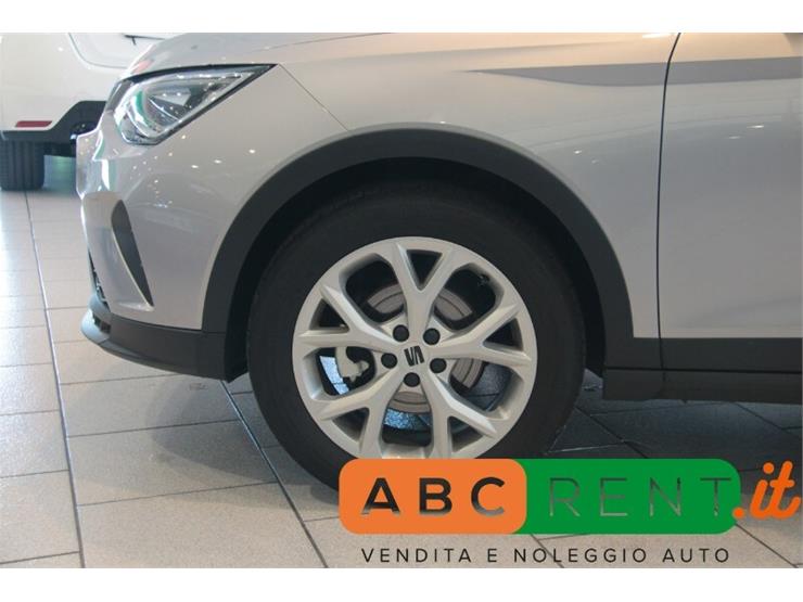 AbcRent - SEAT Arona | ID 824