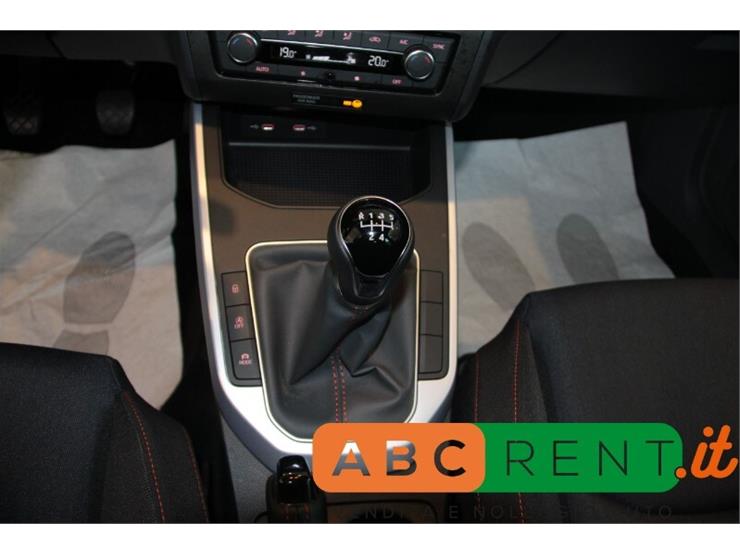 AbcRent - SEAT Arona | ID 824
