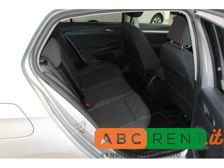 AbcRent - VOLKSWAGEN Golf 8ª serie | ID 50108